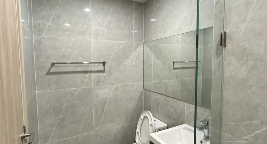 For sale 1 bed condo in Huai Khwang, Bangkok