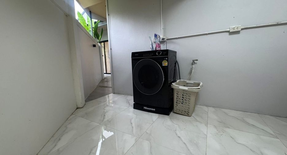 Villa en alquiler de 3 habitaciones en Mueang Phuket, Phuket