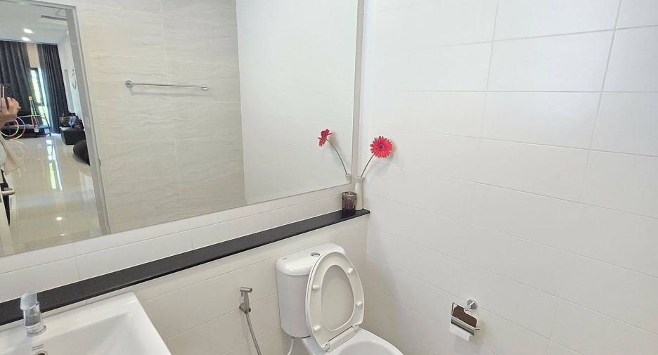 For sale 5 bedrooms house in Saphan Sung, Bangkok