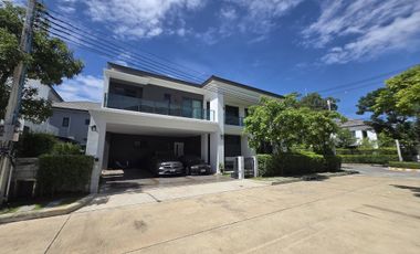 For sale 5 bedrooms house in Saphan Sung, Bangkok