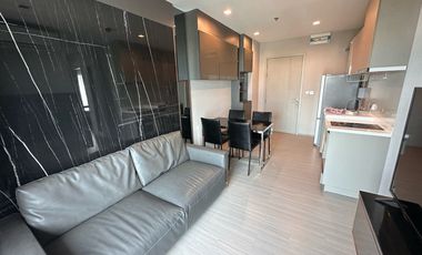 For rent 2 bedrooms condo in Phra Khanong, Bangkok