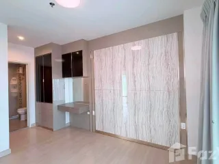 For sale 2 bedrooms condo in Huai Khwang, Bangkok