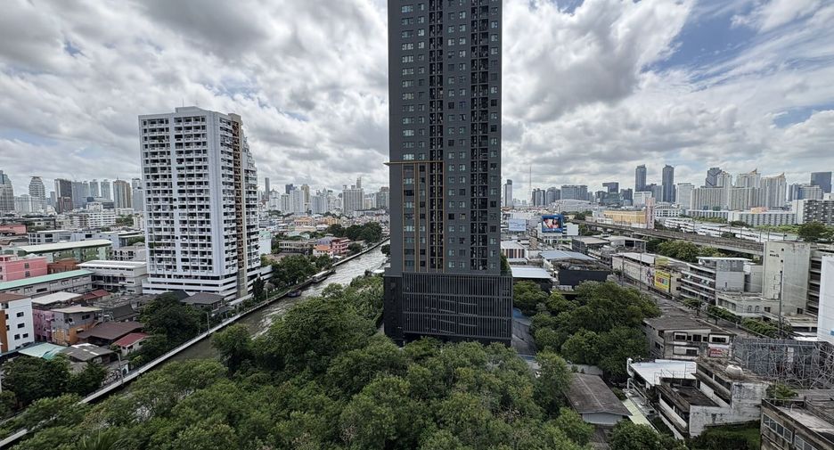 For sale 1 bed condo in Watthana, Bangkok