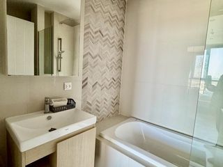 For rent 1 Beds condo in Khlong Toei, Bangkok