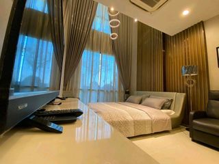 À louer 8 chambres condo à Prawet, Bangkok