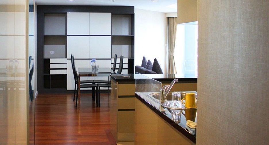 For rent 2 ベッドルーム condo in Huai Khwang, Bangkok
