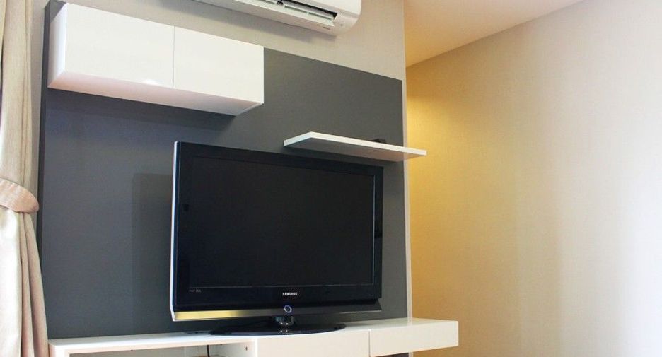 For rent 2 ベッドルーム condo in Huai Khwang, Bangkok