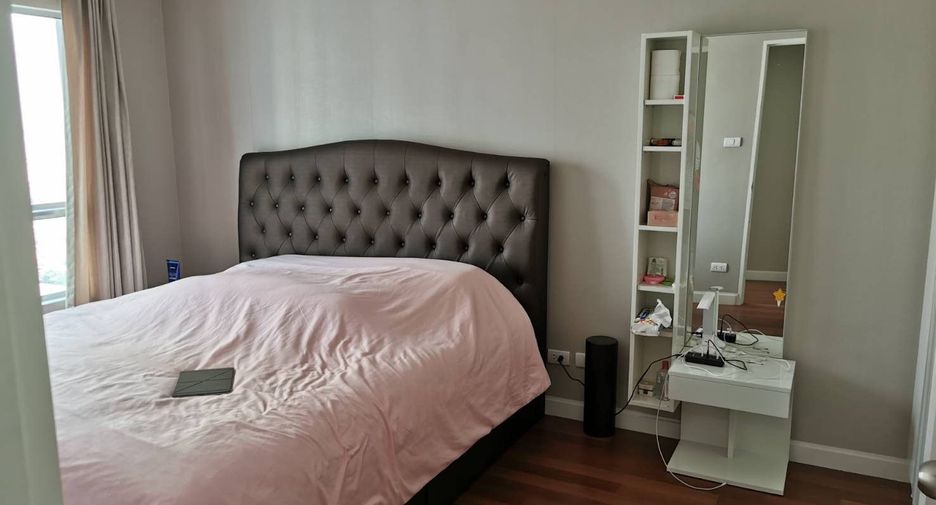 For rent 2 ベッドルーム condo in Huai Khwang, Bangkok
