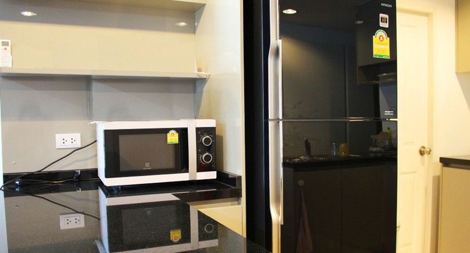 For rent 2 ベッドルーム condo in Huai Khwang, Bangkok