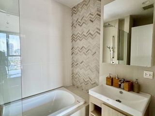 For rent 1 Beds condo in Khlong Toei, Bangkok