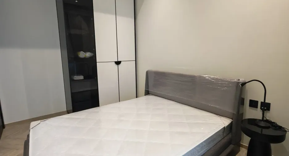 For sale 2 bedrooms condo in Khlong San, Bangkok
