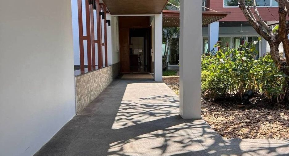 Haus zur Miete mit 5 Zimmer in Suan Luang, Bangkok