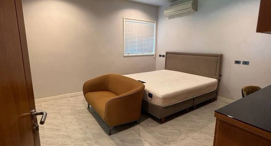 Haus zur Miete mit 5 Zimmer in Suan Luang, Bangkok
