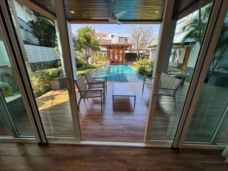For rent 5 bedrooms house in Suan Luang, Bangkok