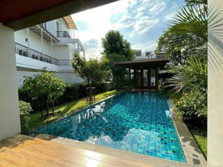For rent 5 bedrooms house in Suan Luang, Bangkok