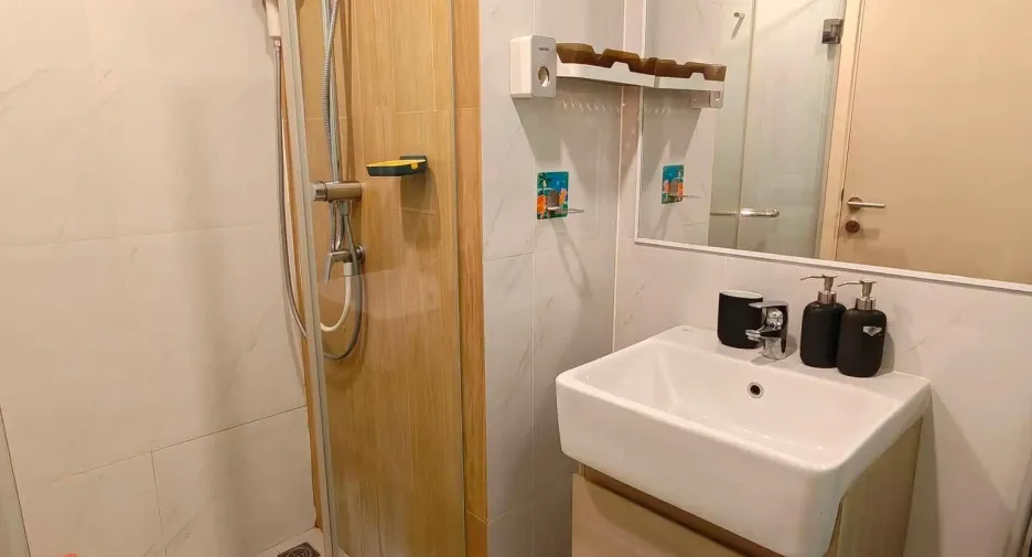 For rent 1 bed condo in Khlong Toei, Bangkok
