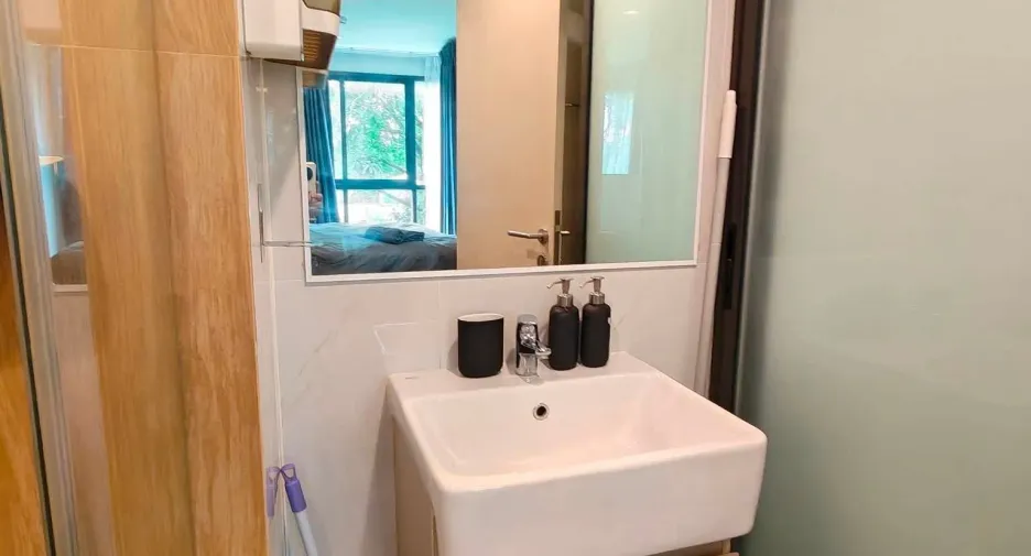 For rent 1 bed condo in Khlong Toei, Bangkok