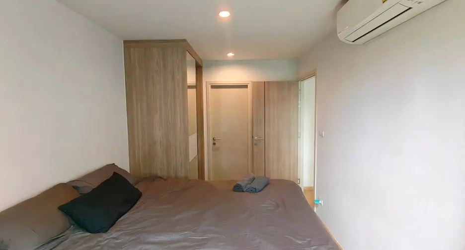 For rent 1 bed condo in Khlong Toei, Bangkok