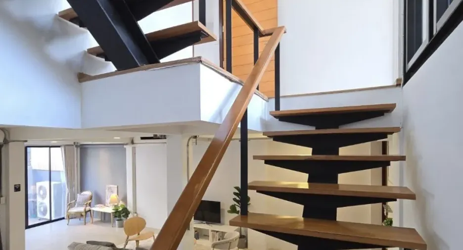 For sale and for rent 3 bedrooms townhouse in Watthana, Bangkok