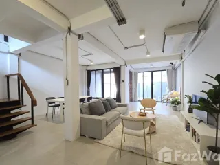 For sale and for rent 3 bedrooms townhouse in Watthana, Bangkok