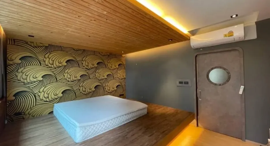 For sale 3 bedrooms townhouse in Suan Luang, Bangkok