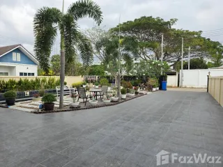 For sale 4 bedrooms villa in Hua Hin, Prachuap Khiri Khan