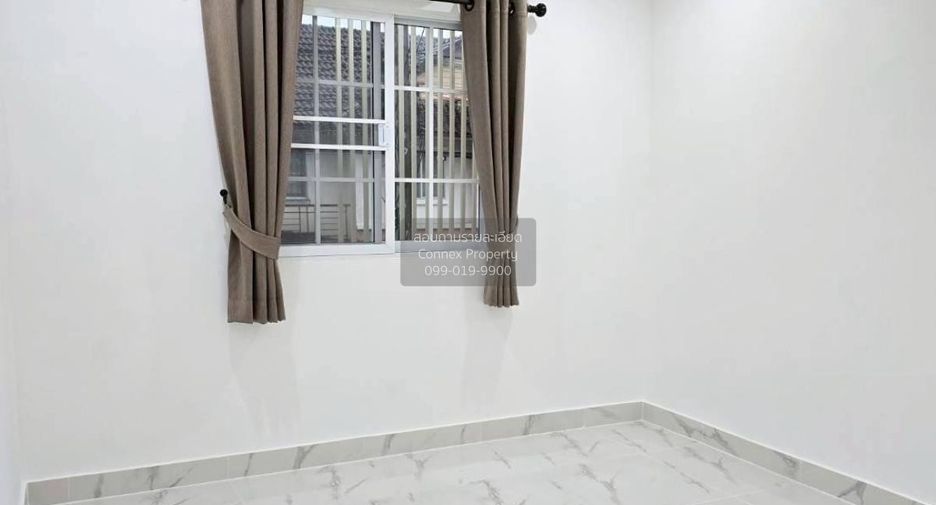 For sale 3 bedrooms townhouse in Lam Luk Ka, Pathum Thani