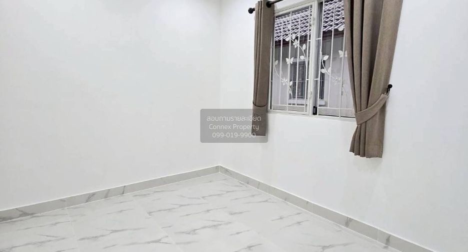 For sale 3 bedrooms townhouse in Lam Luk Ka, Pathum Thani