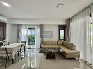 For rent 3 bedrooms townhouse in Bang Phli, Samut Prakan