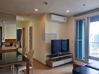 For rent 2 bedrooms condo in Phra Khanong, Bangkok