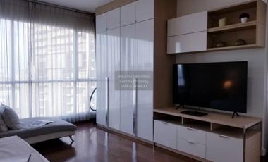 Wohnung zur Miete mit 1 Zimmer in Pathum Wan, Bangkok