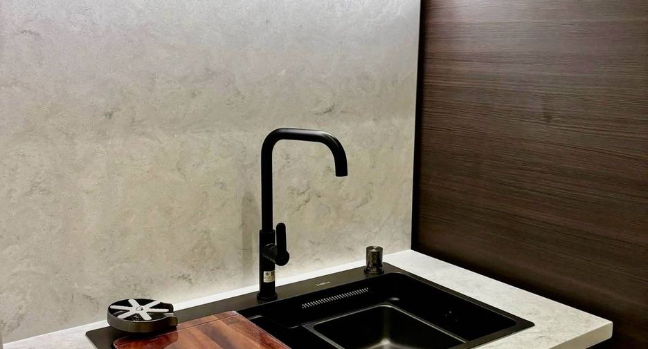 For sale 4 bedrooms house in Suan Luang, Bangkok