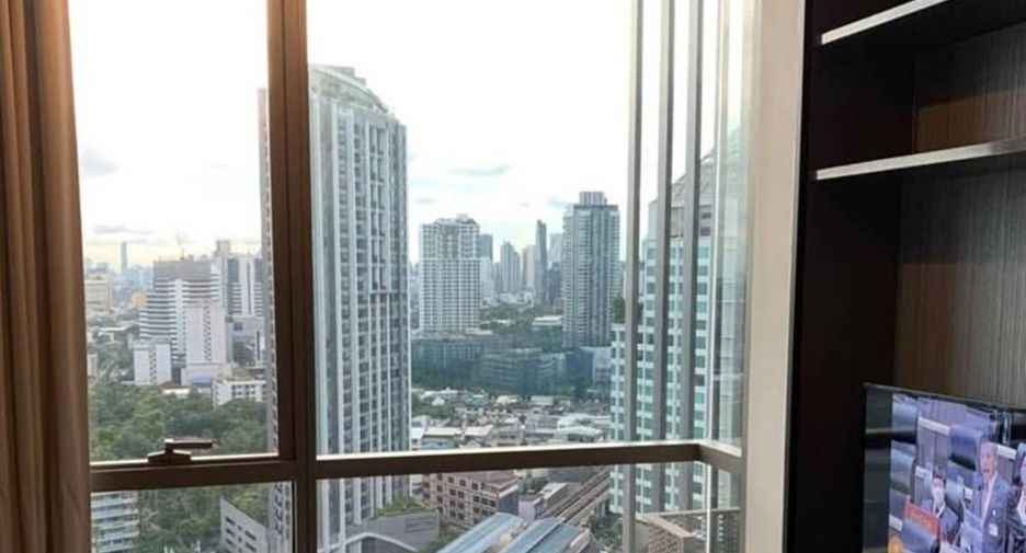 For sale 1 Beds condo in Khlong Toei, Bangkok