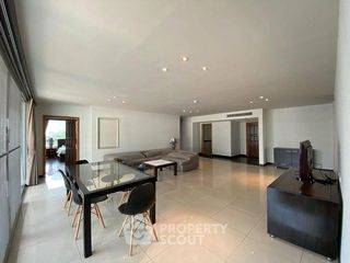 For rent 3 bedrooms apartment in Sathon, Bangkok
