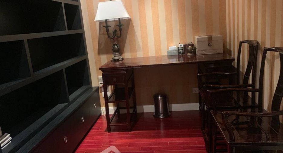 Wohnung zur Miete mit 3 Zimmer in Pathum Wan, Bangkok
