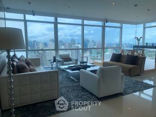 For rent 3 ベッドルーム condo in Pathum Wan, Bangkok