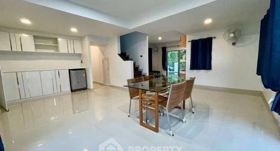 For rent 4 bedrooms house in Bang Lamung, Chonburi