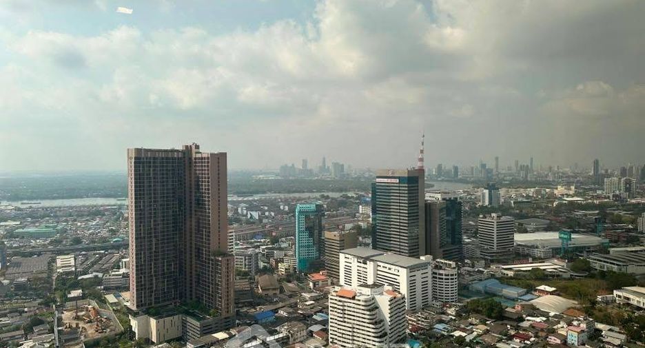 For rent 1 bed condo in Khlong Toei, Bangkok