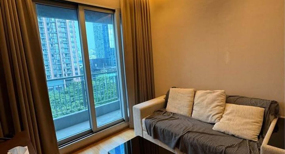 For rent 1 bed condo in Watthana, Bangkok