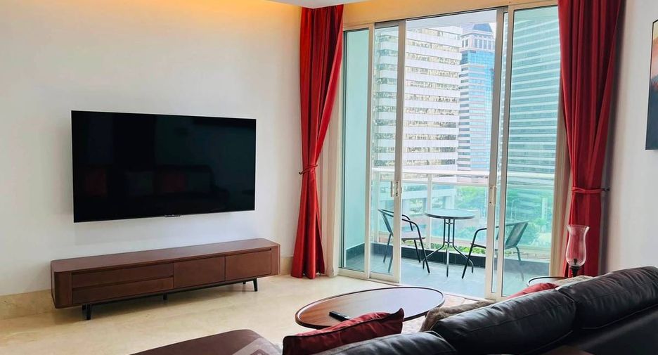 For rent 2 bedrooms condo in Sathon, Bangkok