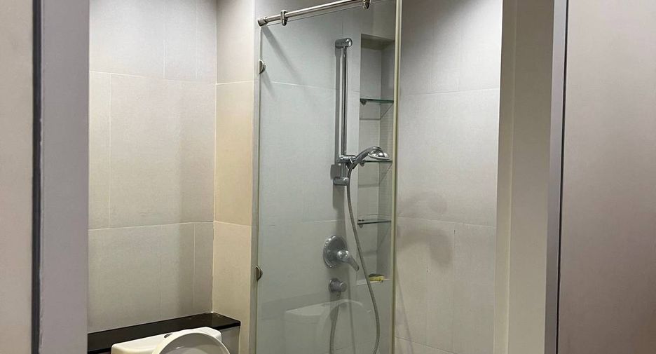 For rent 1 bed condo in Sathon, Bangkok