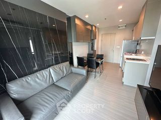 For rent 2 bedrooms condo in Phra Khanong, Bangkok
