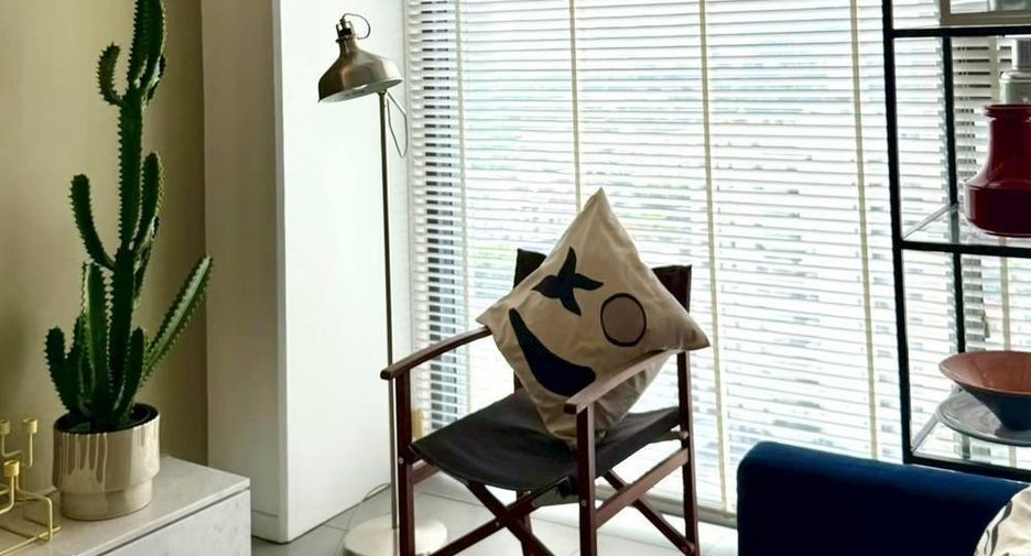 For rent 2 bedrooms condo in Phaya Thai, Bangkok