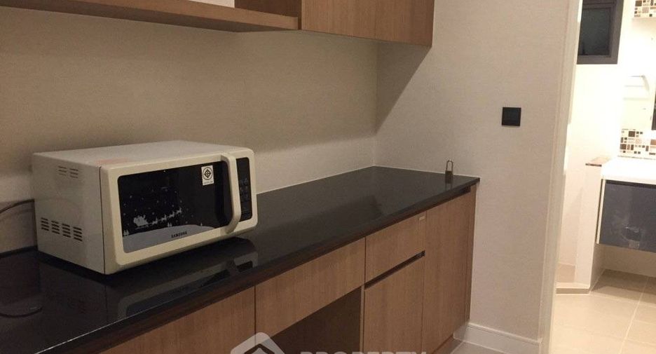 For rent 4 bedrooms house in Bang Kapi, Bangkok