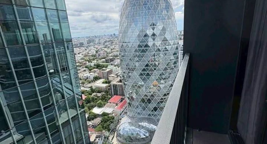 For rent 1 bed condo in Phaya Thai, Bangkok