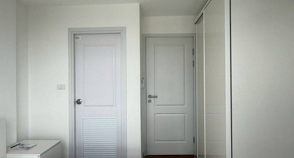 For rent 2 bedrooms condo in Bang Kapi, Bangkok