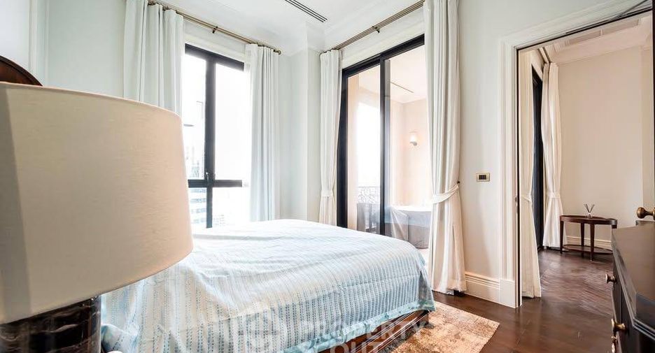 Wohnung zur Miete mit 2 Zimmer in Pathum Wan, Bangkok