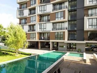 For rent 2 bedrooms apartment in Watthana, Bangkok