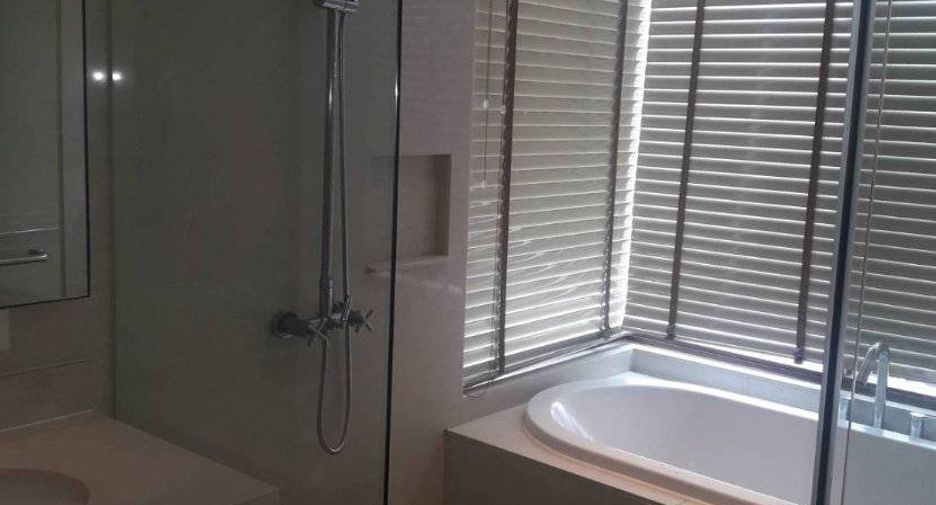 For rent 2 ベッドルーム condo in Khlong Toei, Bangkok