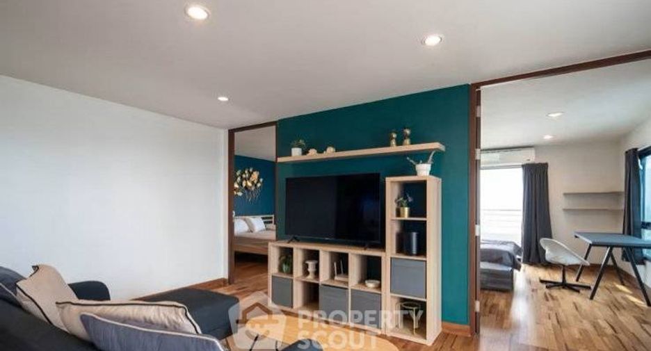 For rent 2 bedrooms condo in Chatuchak, Bangkok